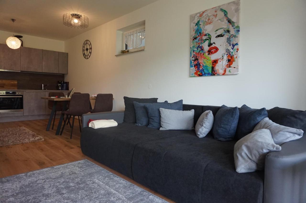 Ferienwohnung Karasek Deluxe Sattendorf Екстериор снимка